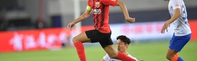 开云电子-0射正！海港争冠战遭受碾压 奥斯卡被锁死+失点球