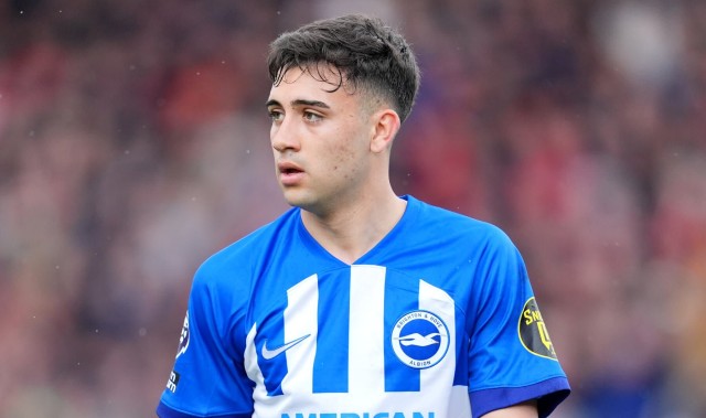 记者：利兹联有意租借布莱顿中场博纳诺特，目前尚未正式报价